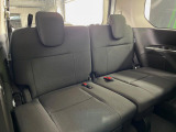 3列目シートはもちろん状態良好☆大人でもゆったりと座って頂けますので、大人数でのお出かけもラクラクです♪ご家族で、気の知れた仲間で、ドライブに行くのが楽しみですね♪