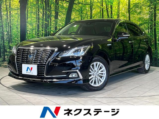 クラウン  ロイヤルサルーン Four