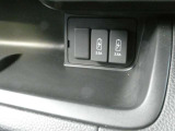 運転席の前に、充電用のUSB電源ポートをご用意しております