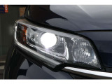 LEDヘッドライトで夜間の視認性も高く、更にオートライト搭載で、車外の明るさを感知し自動でライトを点消灯します。またエンジンOFFにすれば一緒に消灯し、消し忘れやトンネル走行時などに非常に重宝します!