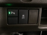 ETCの下にはHondaセンシング用の、VSA(ABS+TCS+横滑り抑制)解除スイッチなどがついています。