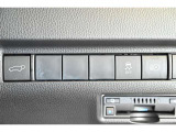 【オートマチックハイビーム】先行車や対向車のライトを認識し、ハイビームとロービームを自動で切り替える機能です♪