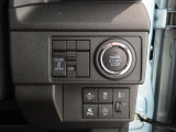 左側電動のスライドドアで楽々スムース!運転席からも開閉の操作もできます♪キーのスイッチひとつで自動開閉できる便利な機能もついてます♪
