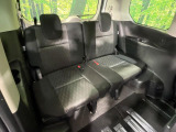 3列目シートはもちろん状態良好☆大人でもゆったりと座って頂けますので、大人数でのお出かけもラクラクです♪ご家族で、気の知れた仲間で、ドライブに行くのが楽しみですね♪
