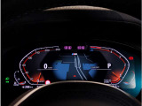 【BMWライブ・コックピット】コントロール・ディスプレイとインスツルメント・ディスプレイから構成されるディスプレイ・ネットワークにすべての情報がより分かりやすく表示されます。