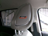 ヘッドレスト内蔵のBOSEスピーカー♪ 深い臨場感を是非体感してください!