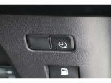 【トヨタ高品質CAR洗浄 『まるまるクリン』】 シート等の汚れ・エアコン内部・天井などに染み付いた臭いも根こそぎ消臭洗浄!ボディに付着している頑固な汚れ、ルームの油汚れを丁寧に洗浄コーティング!