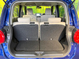 普段のお買い物や通勤、送迎等に十分な荷室スペースを確保しております。セカンドシートを倒すと、大きな荷物の積載も可能です♪