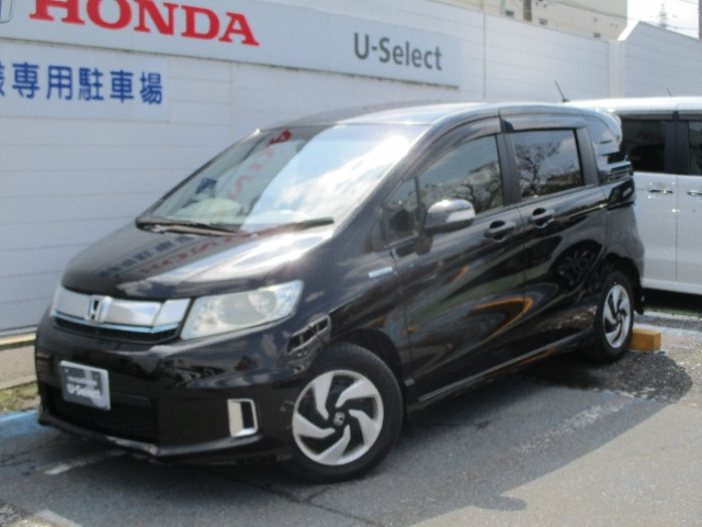 フリードスパイクハイブリッド 1.5 プレミアムエディション 