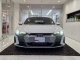 e-tron GT クワトロ 4WD 