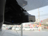 【ドライブレコーダー】万が一に!!いくら安全運転していても、事故に巻き込まれることもあります。万が一のときに証拠として使えます。4万円近くかかるドライブレコーダーが最初から付いてます☆
