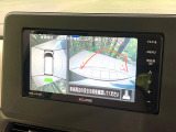【アラウンドビューモニター】専用のカメラにより、上から見下ろしたような視点で360度クルマの周囲を確認することができます☆死角部分も確認しやすく、狭い場所での切り返しや駐車もスムーズに行えます。