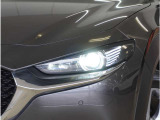 【LEDヘッドライト】省電力で長寿命の明るく運転しやすいLEDヘッドランプです。明るく照らすので暗い夜道からお客様を守ってくれます。お近くの広島マツダまでお越しください。