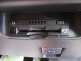 ETC車載器付きです。高速道路の料金所もスムーズに通過できます。