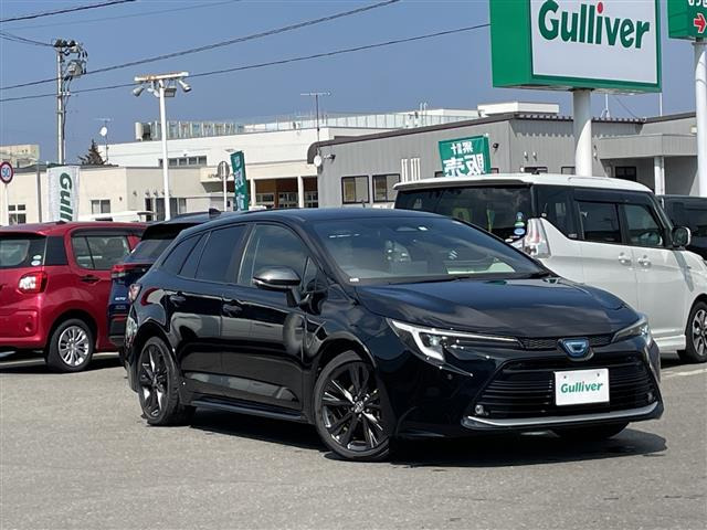 カローラツーリング 1.8 ハイブリッド W×B E-Four 4WD 本革シート