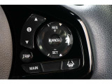 安全運転支援システムHonda SENSINGを搭載。衝突軽減ブレーキや、前後の誤発進抑制機能、アダプティブクルーズコントロール、車線維持など複数の先進技術で安心・快適なドライブをサポートします。