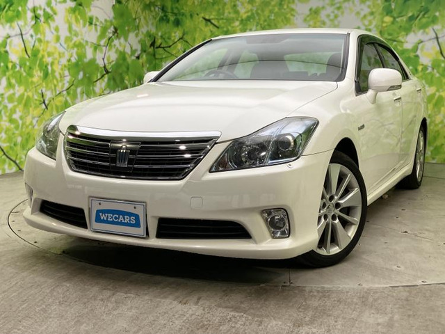 クラウンハイブリッド3.5 Lパッケージ