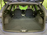 後席を格納すると、これだけの広さが!シーンに合わせたシートアレンジで、大きな荷物も積むことが出来ます♪