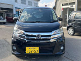 安心して長く乗れる高品質な中古車を常時100台以上展示してます。もし、欲しいクルマが置いてなければ、気軽に声をかけてください。ご希望の車を全国から探します!