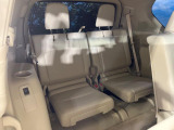 3列目シートはもちろん状態良好☆大人でもゆったりと座って頂けますので、大人数でのお出かけもラクラクです♪ご家族で、気の知れた仲間で、ドライブに行くのが楽しみですね♪