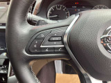 ステアリングスイッチ付きのハンドル!運転に支障をきたすことなくナビ操作が可能です!!