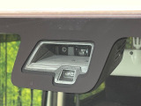 【スズキ セーフティサポート】走行中に前方の車両等を認識し、衝突しそうな時は警報とブレーキで衝突回避と被害軽減をアシスト。より安全にドライブをお楽しみいただけます。