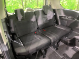 3列目シートはもちろん状態良好☆大人でもゆったりと座って頂けますので、大人数でのお出かけもラクラクです♪ご家族で、気の知れた仲間で、ドライブに行くのが楽しみですね♪