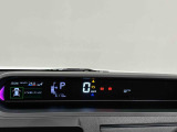 TFTカラ-マルチインフォメ-ションディスプレイ4.2インチの液晶画面に、安全・安心のコンテンツやオ-トエアコンのステ-タスなど、さまざまな運転情報を表示し見やすさにこだわったメ-タ-です♪