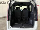 後列を収納すれば大型トランクに早変わり!段差も出来ず荷物の積み込みもラクラク♪