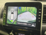 【アラウンドビューモニター】専用のカメラにより、上から見下ろしたような視点で360度クルマの周囲を確認することができます☆死角部分も確認しやすく、狭い場所での切り返しや駐車もスムーズに行えます。