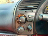 気になるお車がありましたら右の電話番号から直接お店にお問い合わせください。支払方法から車両情報、状態までなんでもご説明させて頂きます。スタッフ一同ご連絡お待ちしております。