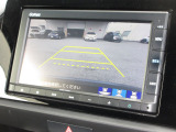 バックをするとき自動でリアの様子が映る『リアカメラ』付き!ナビ画面で確認しながらバックができますから安心ですね。でも、目視も大切ですよ!安全第一でお願いします!