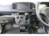 シフトノブの位置も最適配置なので、ラクな姿勢で、快適に運転できます。