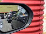 ブラインドスポットモニター★後方側から接近してくる車両を検知して危険をお知らせしてくれます。
