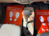 メンテナンスしてある記録簿付きの車両です。(取り扱い説明書&メンテナンスノート)新車購入時からの点検内容が記入してあります!おクルマに関してどんな細かい事でも気になる事があればお気軽にお電話ください!