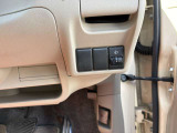 軽自動車は何よりその手軽さが魅力ですね。狭い道でもラクラクです。税金など維持費も抑えられるし、セカンドカーとしてもオススメのくるまです。