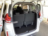 リアシートがあっても、しっかり荷物を積む事ができます。