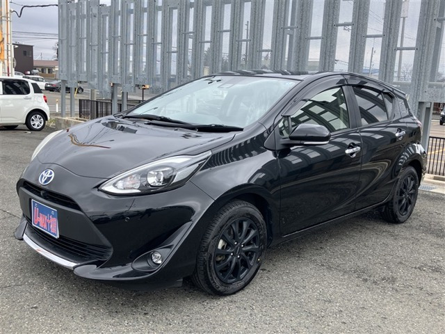 アクア 1.5 S スタイルブラック 