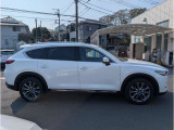 車両右側面です。