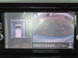アラウンドビュ-モニタ-はクルマの真上から見ているかのような映像によって、周囲の状況を知ることで、駐車を容易に行うための支援技術です。