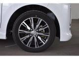 純正14インチアルミホイル/タイヤサイズは155/65R14です