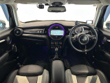 ◆LIBERALAは、輸入車選びの新たなスタイルを提案するインポート・セレクト・ブランドです。オーナー様となる方がクルマから直接感じる感性を第一にした、最良の一台との出会いをコーディネートいたします。
