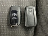 スマートキーです!ドアの施錠・解錠・エンジンの始動がスムーズで大変便利です!