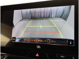 バックモニター付なので後退時に後方が見えるので安心。 車は構造上、死角がたくさんなので万が一を考えると必須ですね。 あくまで補助の為の装備、バックは目視で確認する事が重要ですよ。