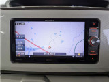 ナビを装備。タッチパネル式で使いやすく、お出かけもラクラクです。