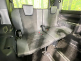 3列目シートはもちろん状態良好☆大人でもゆったりと座って頂けますので、大人数でのお出かけもラクラクです♪ご家族で、気の知れた仲間で、ドライブに行くのが楽しみですね♪
