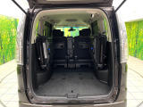 普段のお買い物や通勤、送迎等に十分な荷室スペースを確保しております。セカンドシートを倒すと、大きな荷物の積載も可能です♪