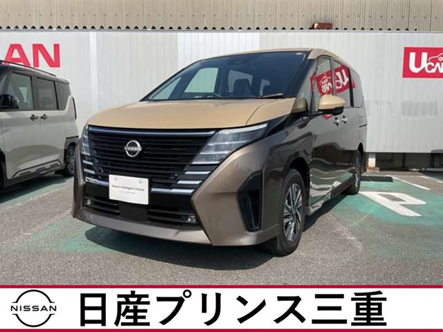 セレナ 1.4 e-4ORCE ハイウェイスターV 4WD 