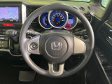 ステアリングも使用感が少なく、きれいな状態となっております♪