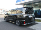 走りにこだわりながら収納力も持ち合わせたお車です。荷物を載せて軽快なドライブを楽しめますよ♪